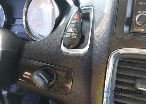 2012 Dodge Grand Caravan Sxt from USA, damaged, VIN 2C4RDGCG5CR302553